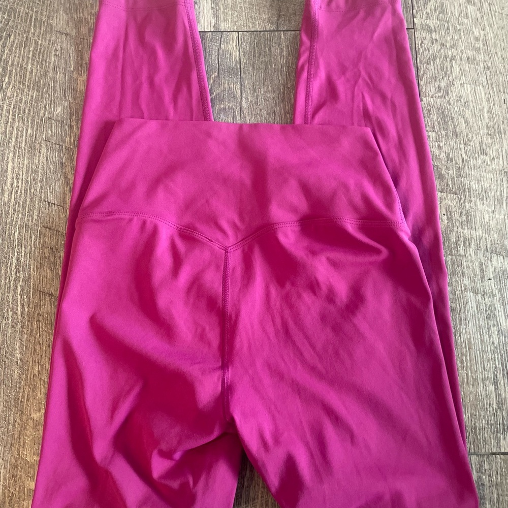 Vibrant Pink Activewear Set - Picture 3 of 5
